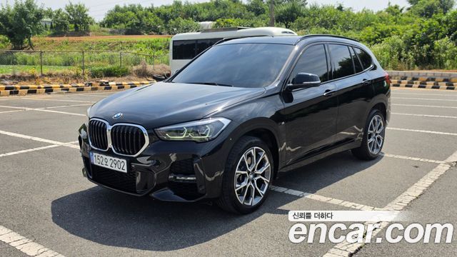BMW X1 F48 xDrive 20i M Sport - фото 0