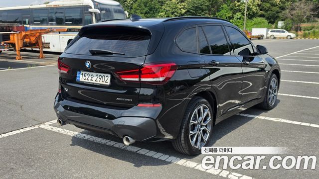 BMW X1 F48 xDrive 20i M Sport - фото 4
