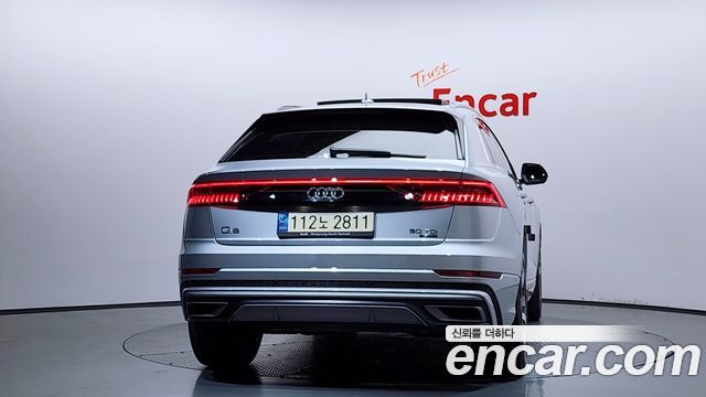 Audi Q8 50 TDI Quattro Premium - фото 3