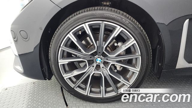 BMW 7-Series G11 730d xDrive M Sport - фото 4