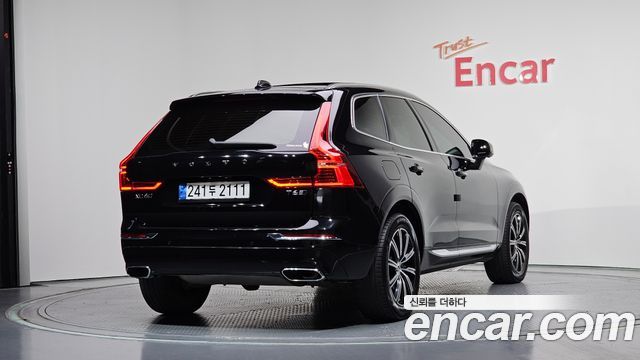 Volvo XC60 2-го поколения T6 Inscription - фото 1