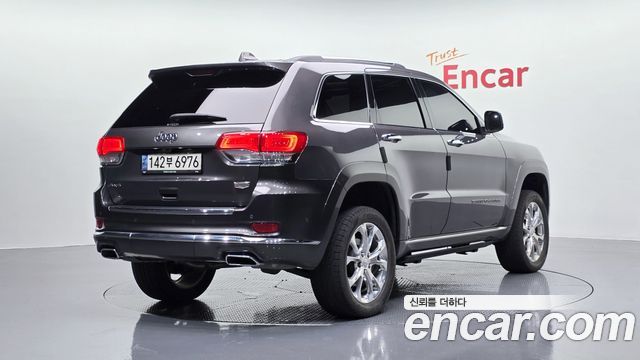 Jeep Cherokee 3.6 Summit WK2 - фото 1