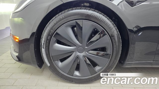 Tesla Model S AWD - фото 4