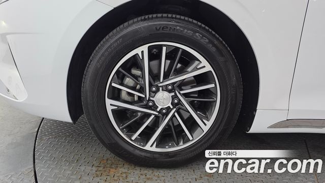 Hyundai Grandeur Новый IG 3.0 LPi Rent Car Premium - фото 4