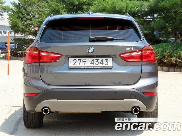 BMW X1 F48 xDrive 20d Joy - фото 3