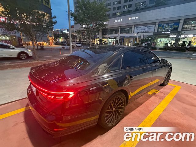 Audi A8 D5 55 TFSI Quattro LWB - фото 3