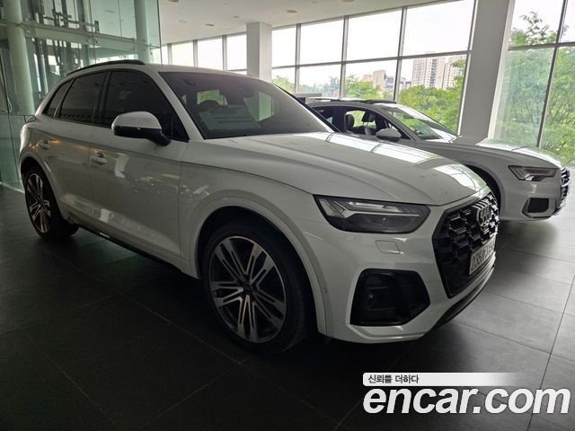 Audi SQ5 FY 3.0 TFSI Quattro - фото 1