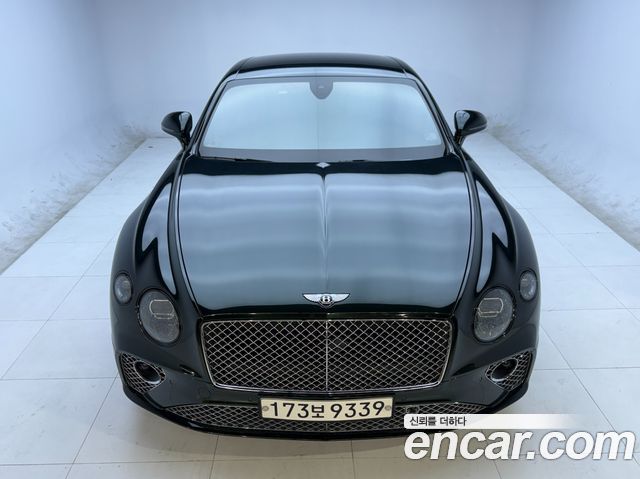 Bentley Continental GT 4.0 GT - фото 3