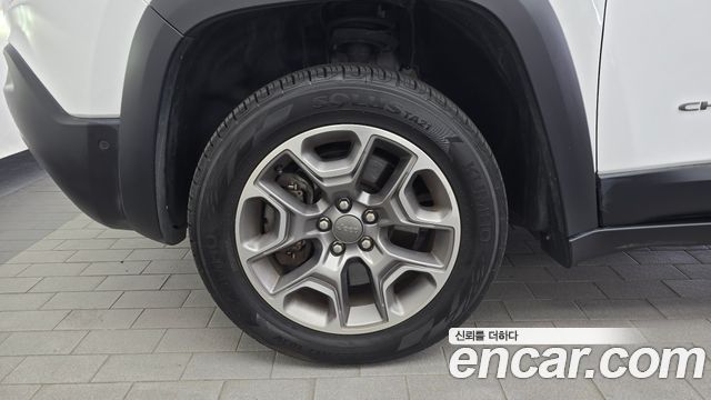Jeep Cherokee KL 3.2 Trailhawk AWD - фото 4