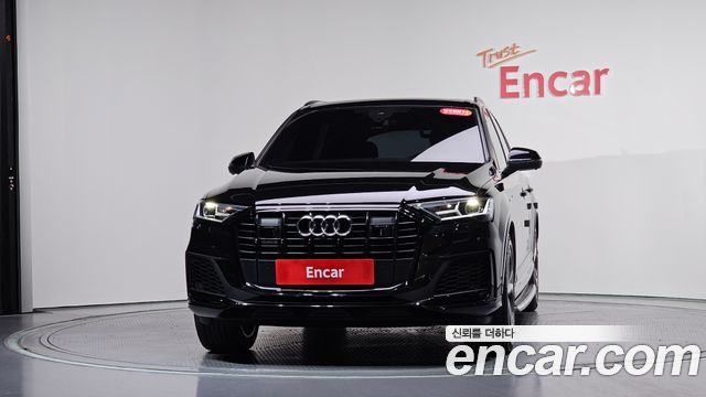 Audi Q7 55 TFSI Quattro Premium - фото 2