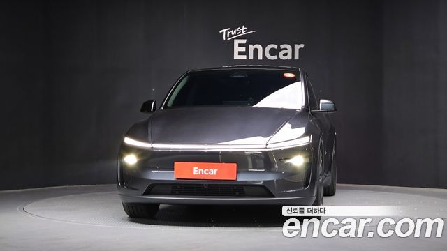 Tesla Model Y RWD - фото 2