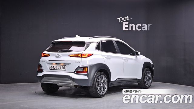 Hyundai Kona гибрид Premium Special - фото 0
