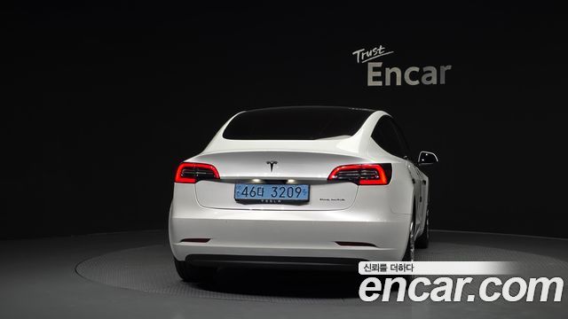 Tesla Model 3 Long Range AWD - фото 3