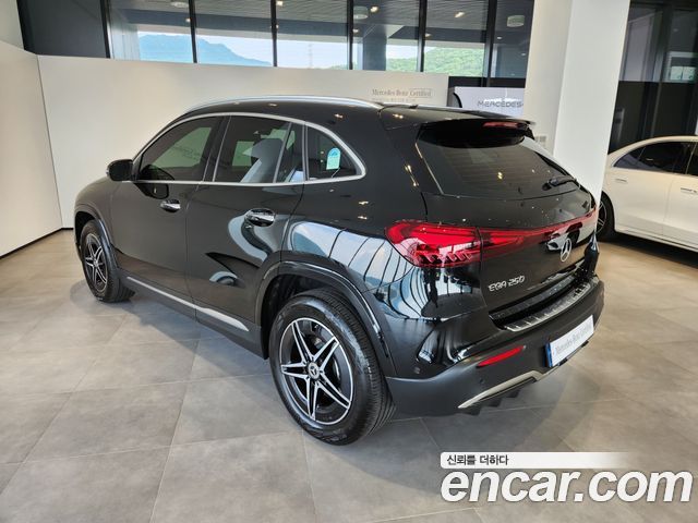 Mercedes-Benz EQA H243 EQA250 AMG Line - фото 2