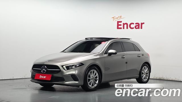 Mercedes-Benz A-Class W177 A220 Hatchback - фото 1