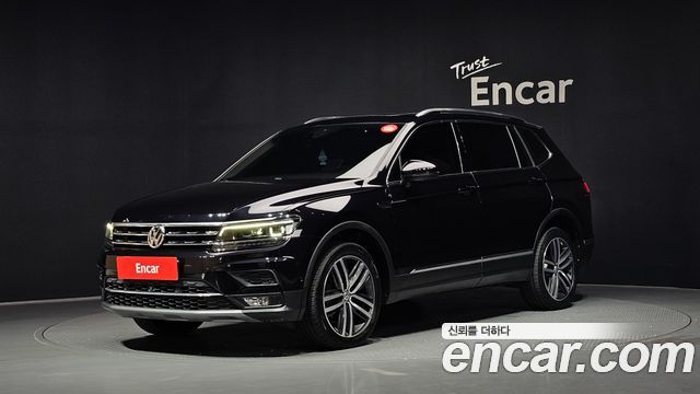 Volkswagen Tiguan 2.0 TDI Prestige - фото 0