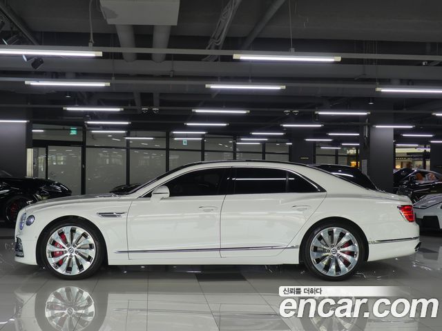 Bentley Flying Spur 3-го поколения 4.0 - фото 1