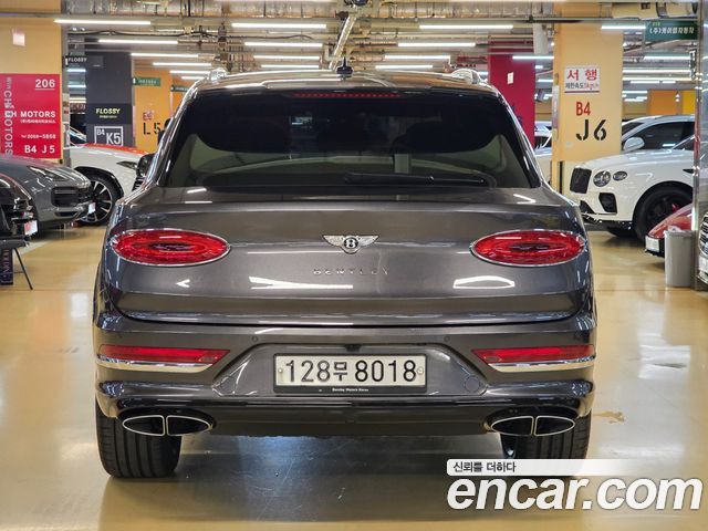 Bentley Bentayga 4.0 V8 - фото 3
