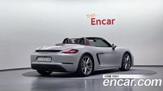 Porsche 718 2.0 - фото 1