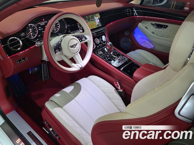 Bentley Continental GT 4.0 GT - фото 0