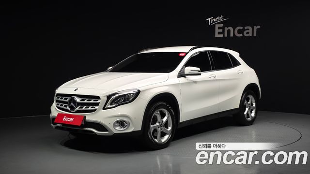 Mercedes-Benz GLA-Class X156 GLA220 - фото 0