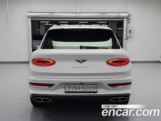 Bentley Bentayga 4.0 V8 - фото 3