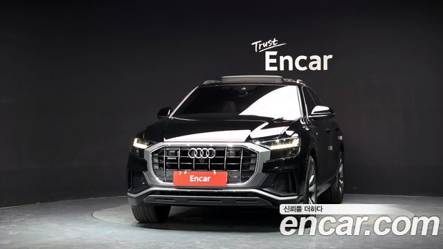 Audi Q8 50 TDI Quattro Premium - фото 2