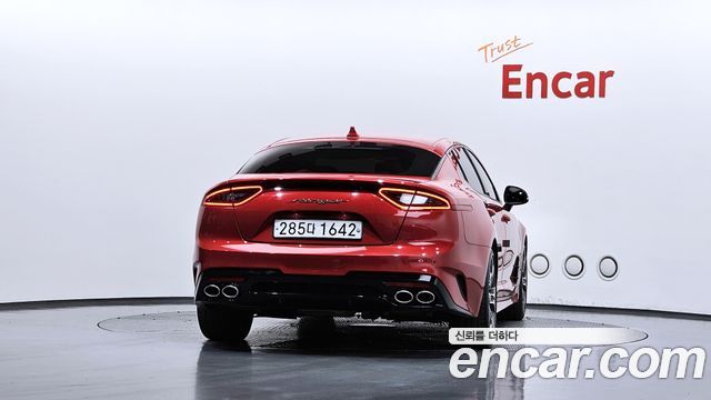 Kia Stinger 2.0 Turbo 2WD Platinum - фото 3