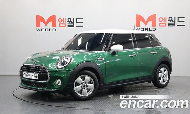 Mini Cooper 5Door Standard 3rd - фото 1