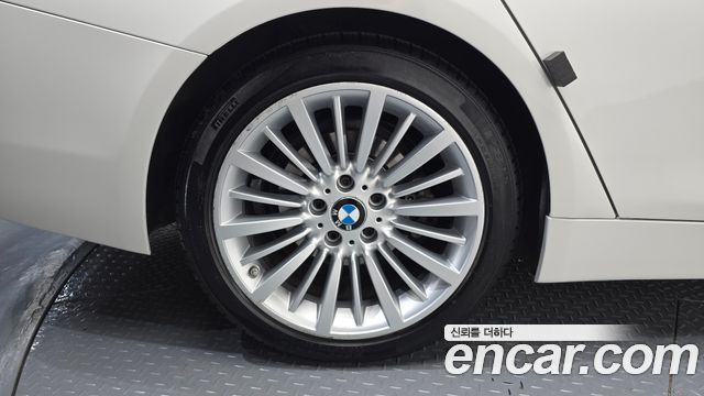 BMW 4-Series F32 420d Luxury GranCoupe - фото 4