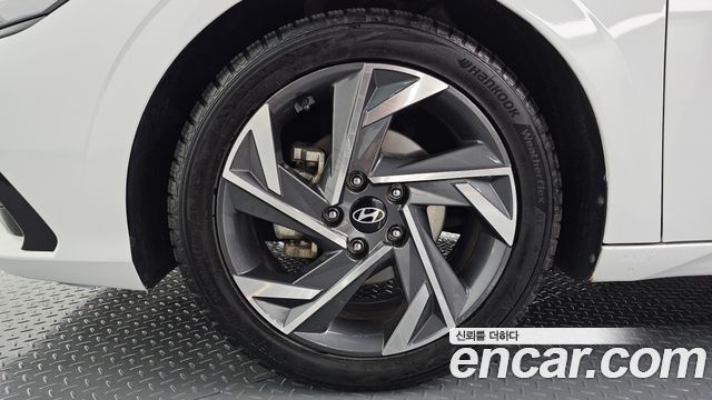 Hyundai Avante Новый CN7 1.6 Inspiration - фото 3