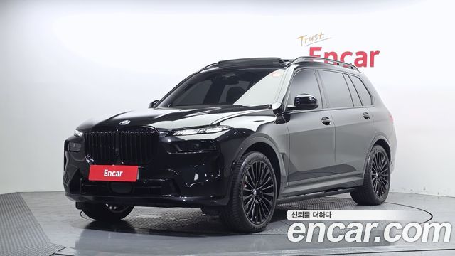 BMW X7 G07 xDrive 40i Design Pure Excellence 7-Seater - фото 0