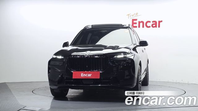 BMW X7 G07 xDrive 40i Design Pure Excellence 7-Seater - фото 2