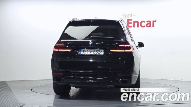BMW X7 G07 xDrive 40i Design Pure Excellence 7-Seater - фото 3
