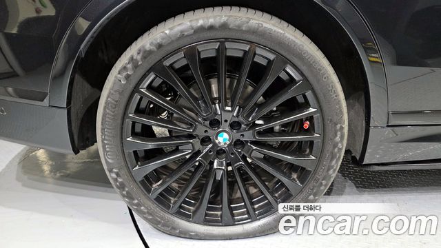 BMW X7 G07 xDrive 40i Design Pure Excellence 7-Seater - фото 4