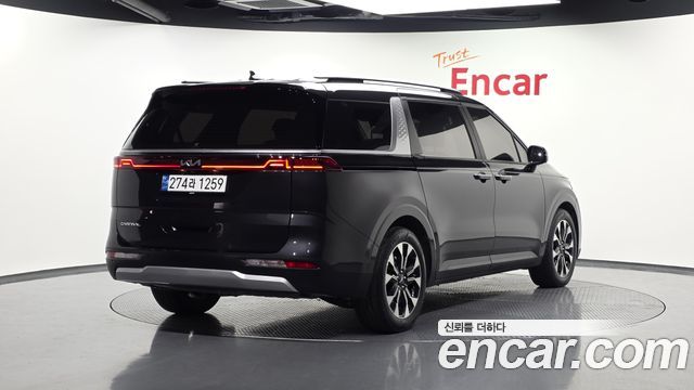 Kia Carnival 4-го поколения 9-Seater Prestige - фото 1