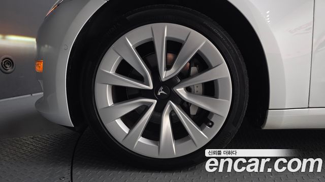 Tesla Model 3 Long Range AWD - фото 4
