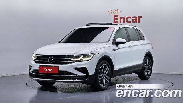 Volkswagen Tiguan 2-го поколения 2.0 TDI Prestige - фото 0