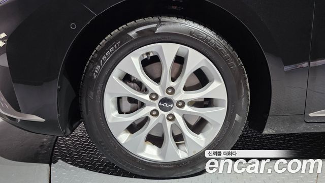 Kia K8 2.5 Gasoline 2WD Noblesse - фото 4