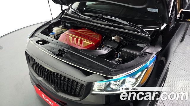 Kia Carnival Новый 9-Seater Hi-Limousine Noblesse Special - фото 4