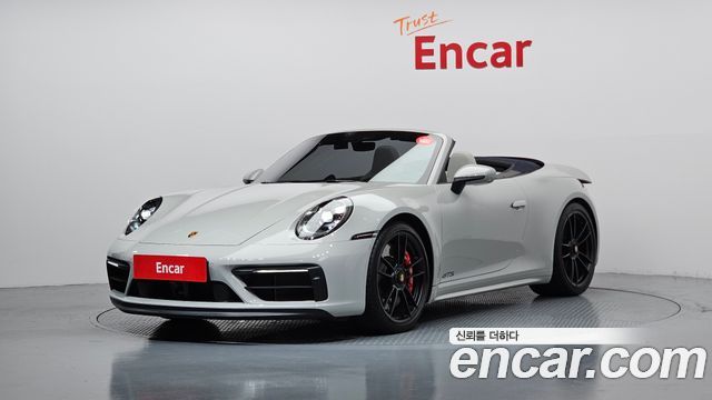 Porsche 911 Carrera GTS Cabriolet - фото 0