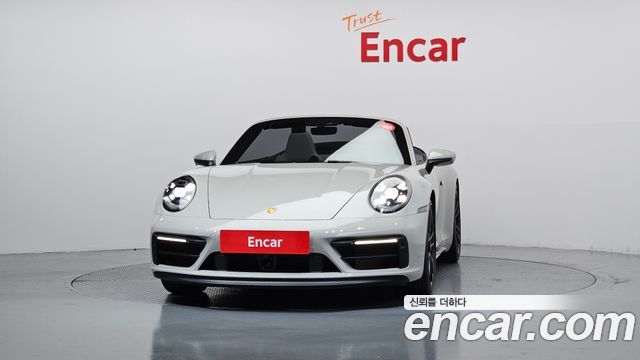 Porsche 911 Carrera GTS Cabriolet - фото 2
