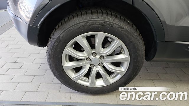 Land Rover Range Rover Evoque 2.0 TD4 SE - фото 4