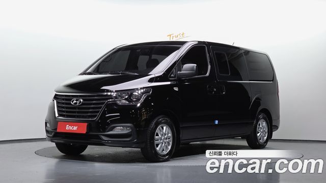 Hyundai Starex Новый Van 5-Seater Modern - фото 0