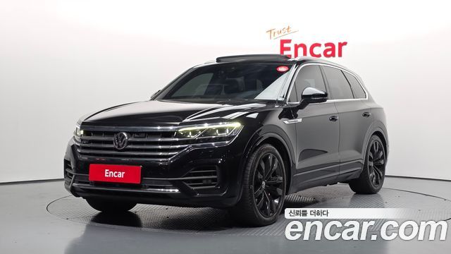 Volkswagen Touareg 3-го поколения 4.0 TDI R-Line - фото 0
