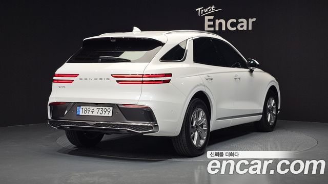 Genesis GV70 2.5T Gasoline 2WD - фото 1