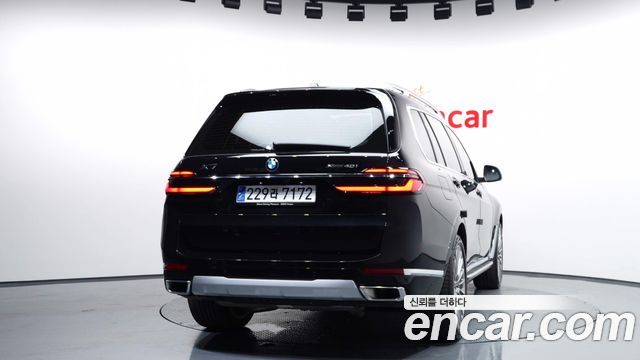 BMW X7 G07 xDrive 40i Design Pure Excellence 7-Seater - фото 3