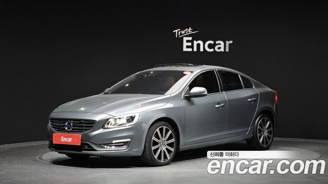 Volvo S60 T5 2nd - фото 0