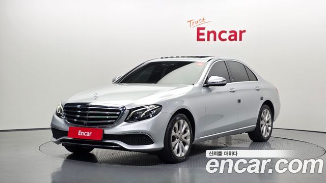 Mercedes-Benz E-Class W213 E300 4MATIC Exclusive - фото 0