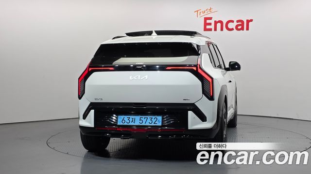 Kia EV3 Long Range 2WD GT Line - фото 3